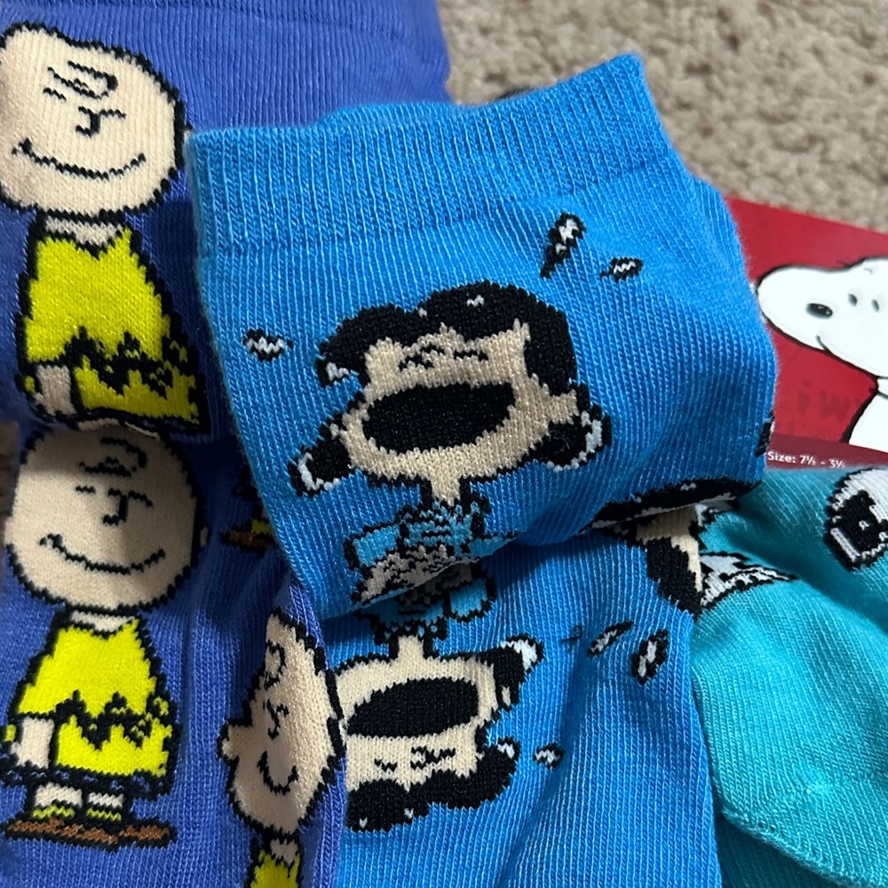 Peanuts Family Fun Socks Set - Picture 7 of 8